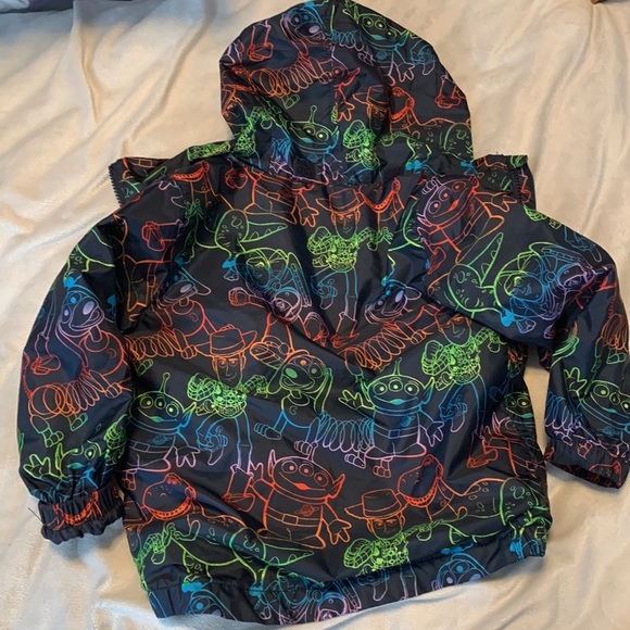Gap toy story Pixar windbreaker light jacket size 3T navy rainbow multicolor - Picture 5 of 7